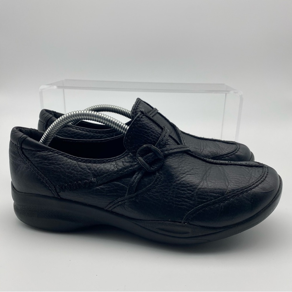 Clarks Women Size 7.5 Shoes Black Leather Comfort Slip On Loafers Walking